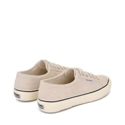 2490 BOLD HAIRY SUEDE - Le Superga - Sneaker - Unisex - WHITE COCONUT -NAM Scarpe Negozio UBS111VQW XPR 87c0f7f1 4841 4bca b9a0 309b7881c5b8